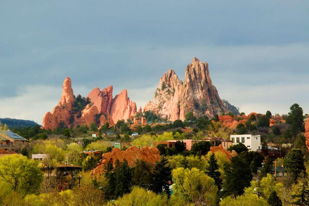 Radisson Hotel Colorado Springs Airport Exteriör bild