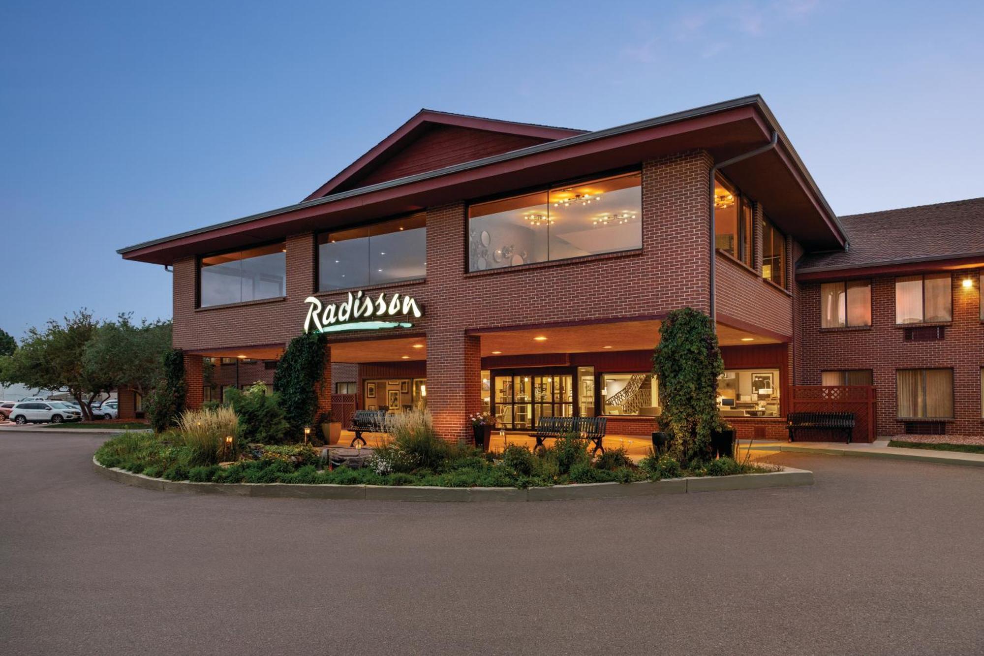 Radisson Hotel Colorado Springs Airport Exteriör bild